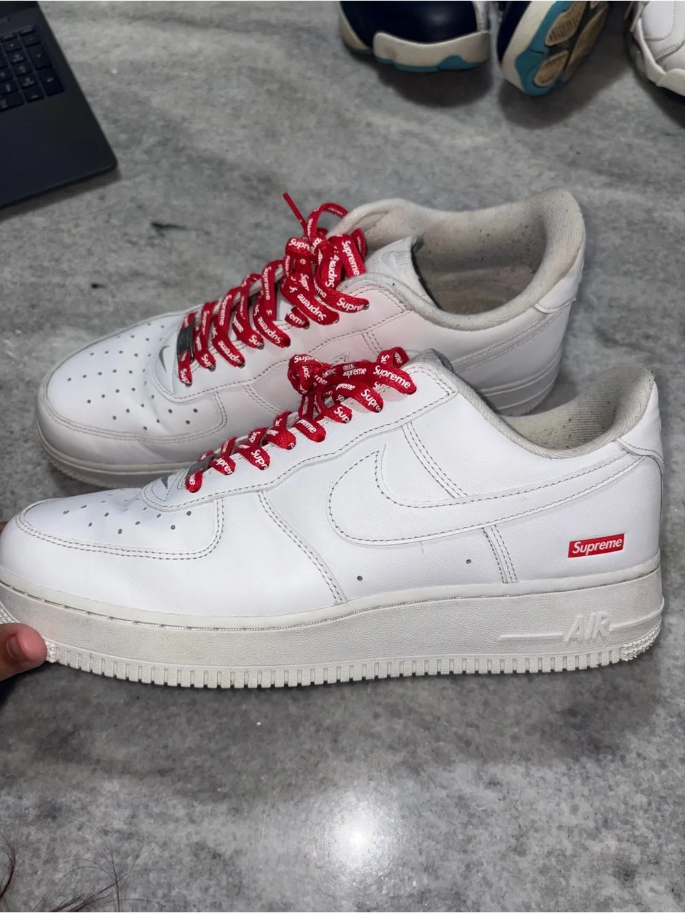 Supreme x Nike Air Force 1 Low 